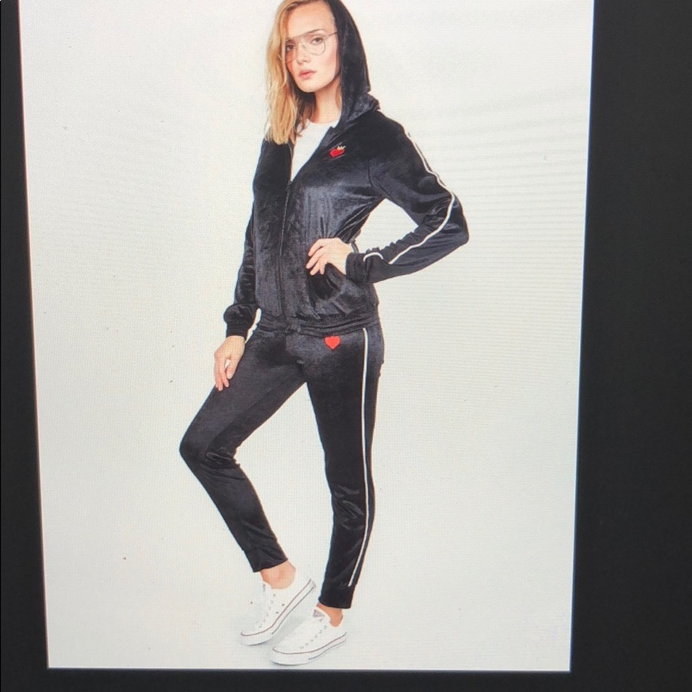 Lauren moshi kiss velvet jacket